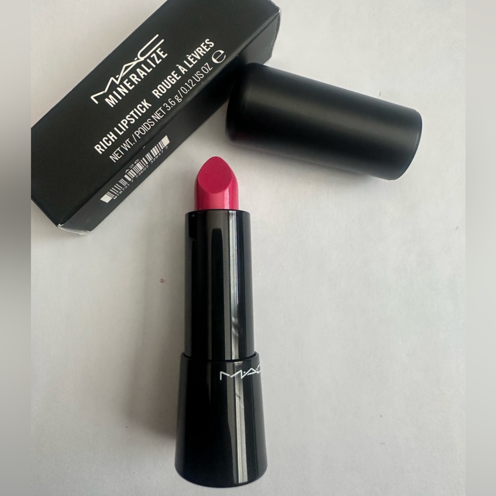 Mac mineralize lipstick